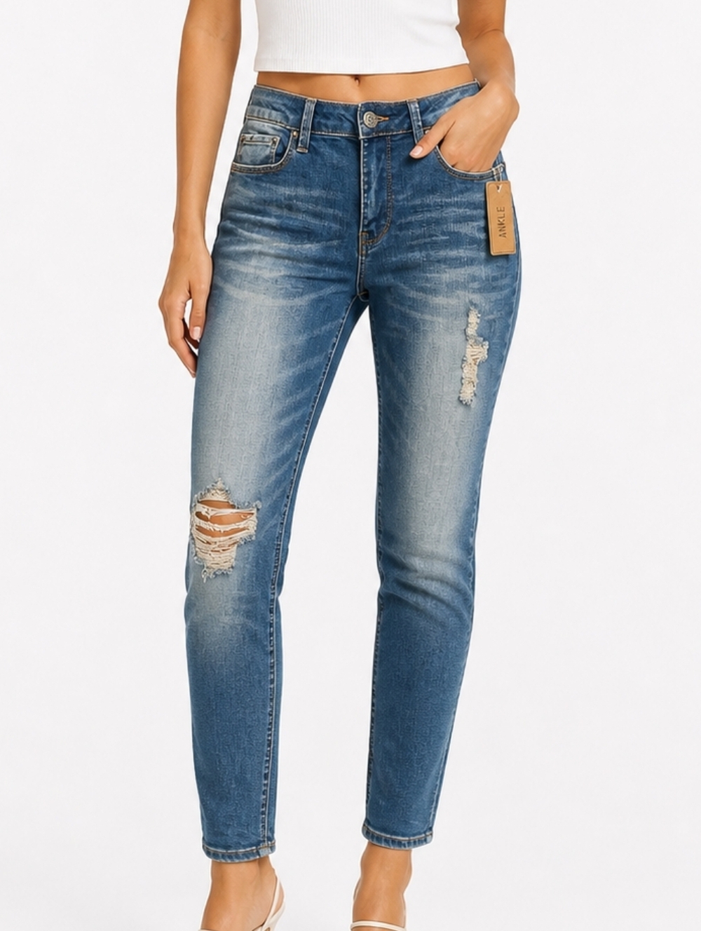 Mudd Distressed Skinny Ankle Jeans NWT